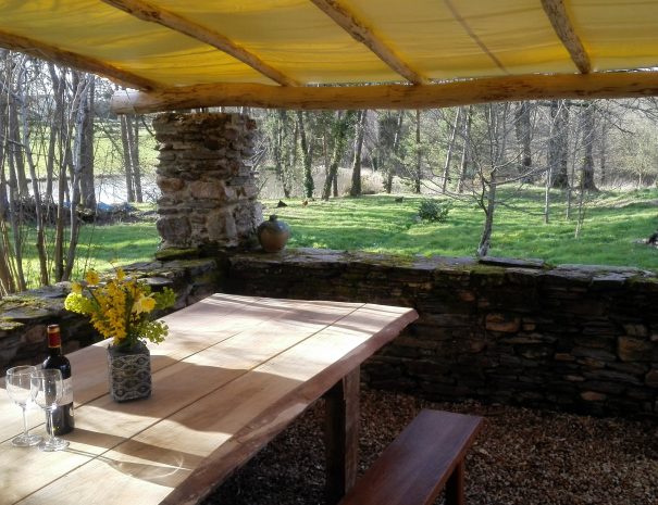 fermedelalisiere-the-gite-covered-dining-area-BBQ